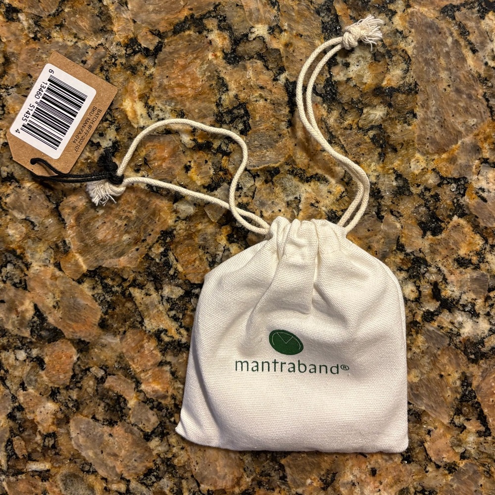 NWT Mantraband “BELIEVE” Statement Cuff Bracelet - Hypoallergenic & Adjustable - Picture 9 of 11